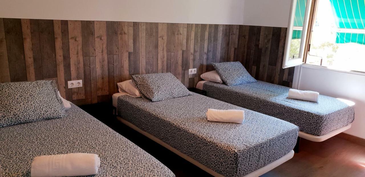 Pension La Estrella Сарагоса Экстерьер фото